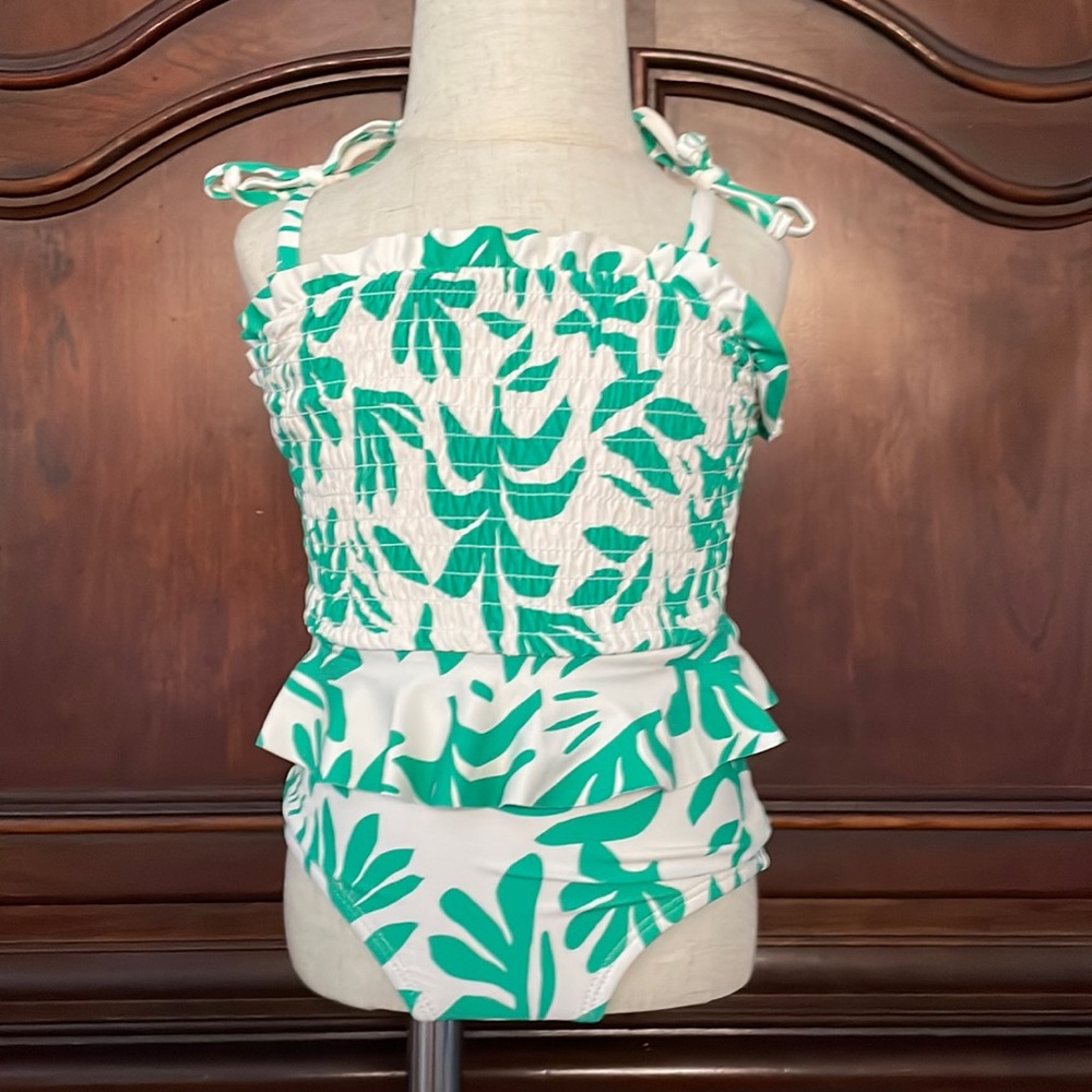 FINAL SALE PRICE Gianni Bini Girls Smocked One Piece Swimsuit 2T Green Tropical